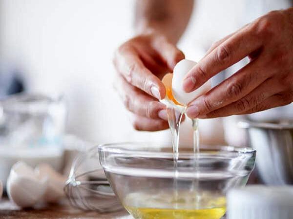 30 روش ساده از بین بردن بوی زهم تخم مرغ در انواع غذا، املت و دسر 30 روش ساده از بین بردن بوی زهم تخم مرغ در انواع غذا، املت و دسر